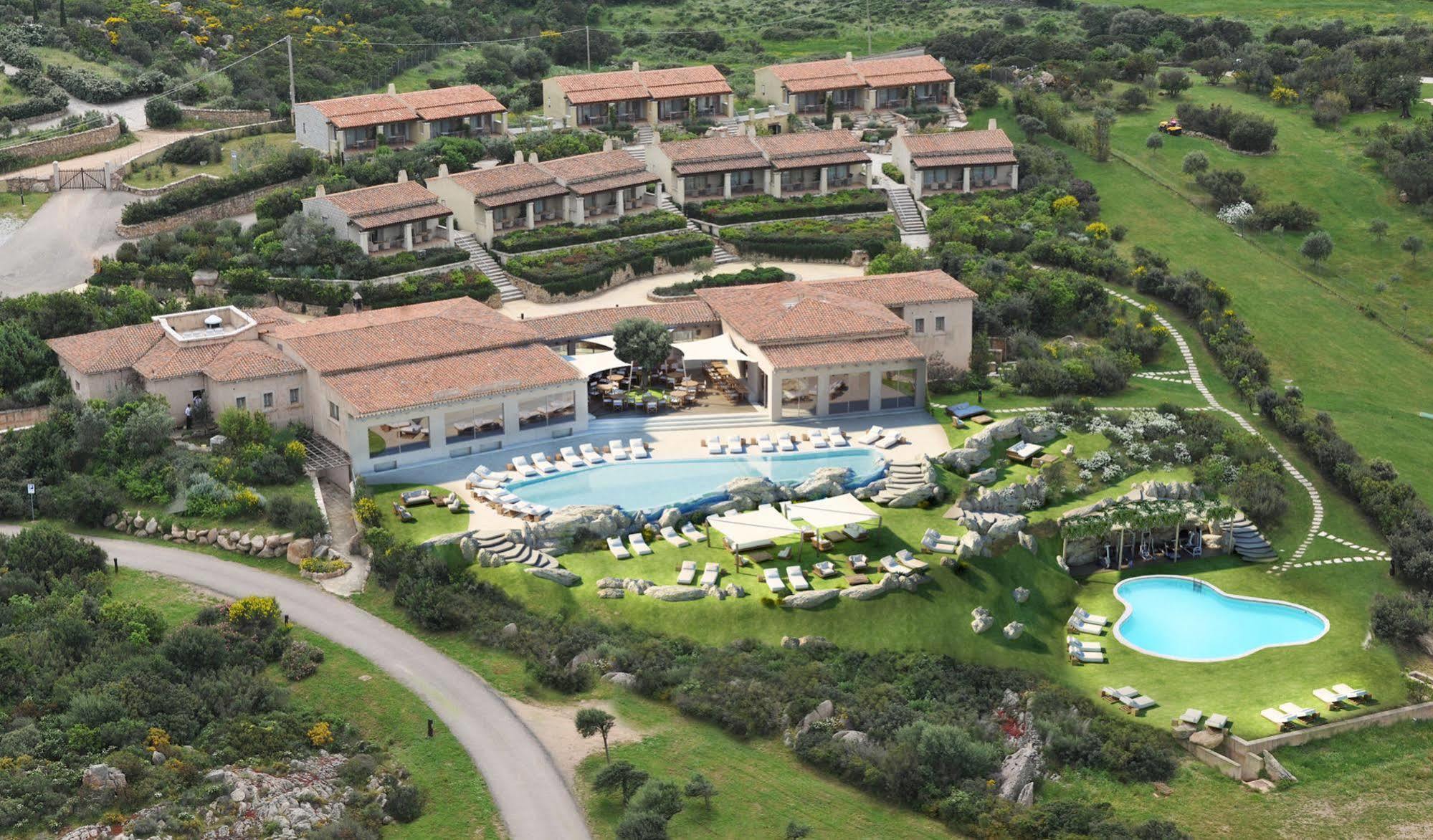 Hotel Li Finistreddi Cannigione Exterior photo
